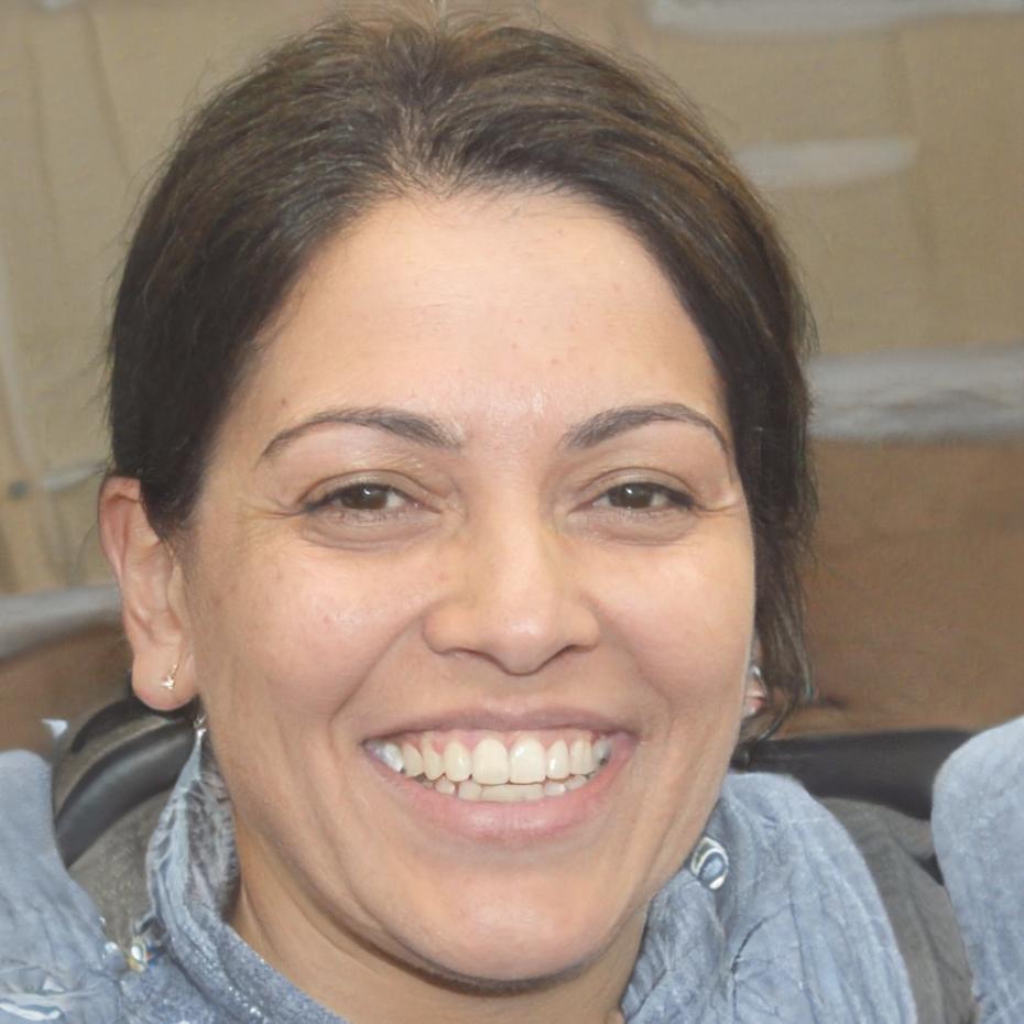 Carmen Velázquez, Directora Fundadora de Tyranquilos